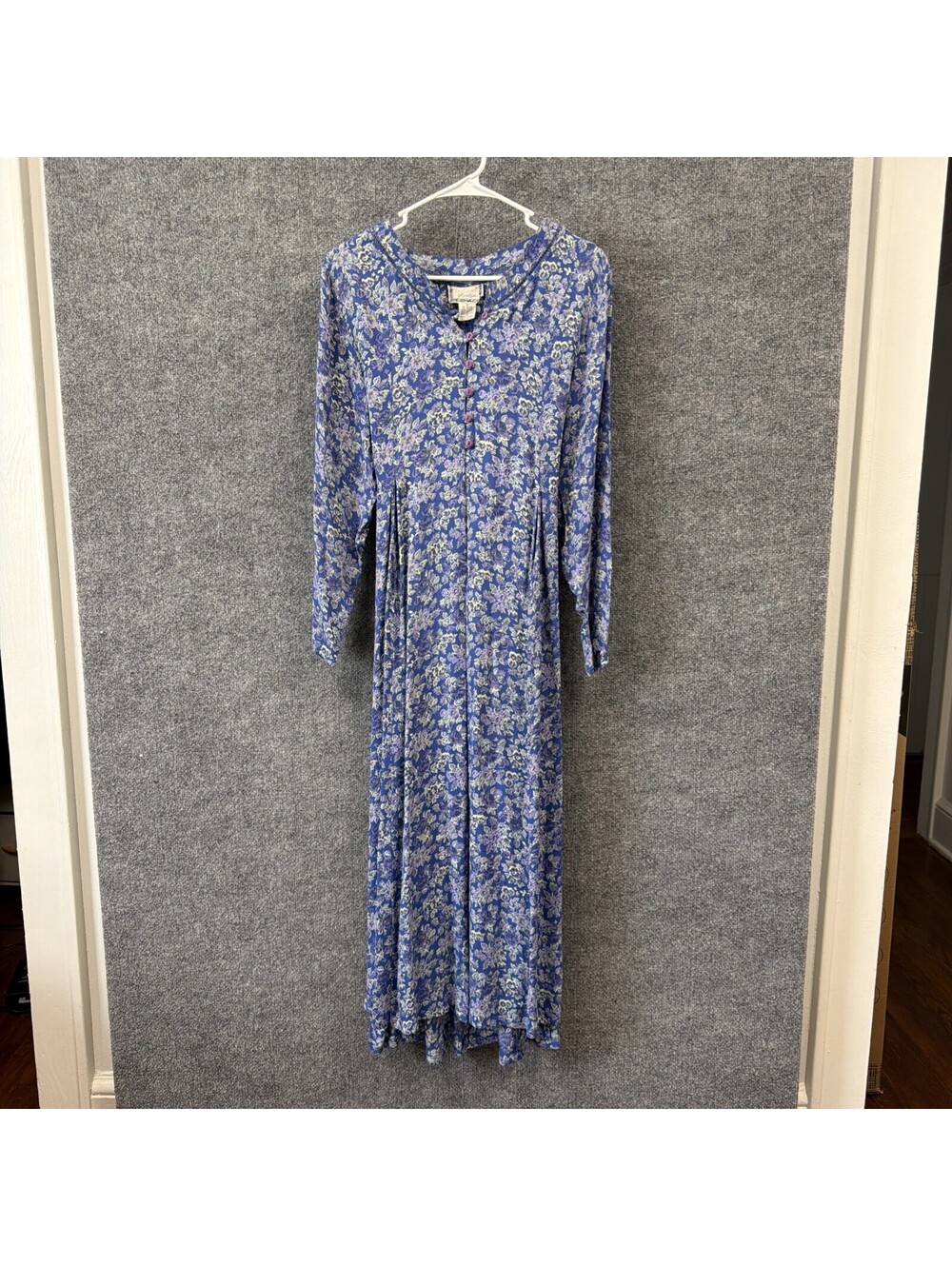 April Cornell For Cornell Trading Sz Med Vintage Purple Floral Dress